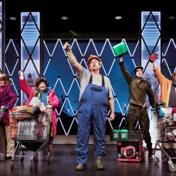 Tivoli_revy_2024_lowress_08